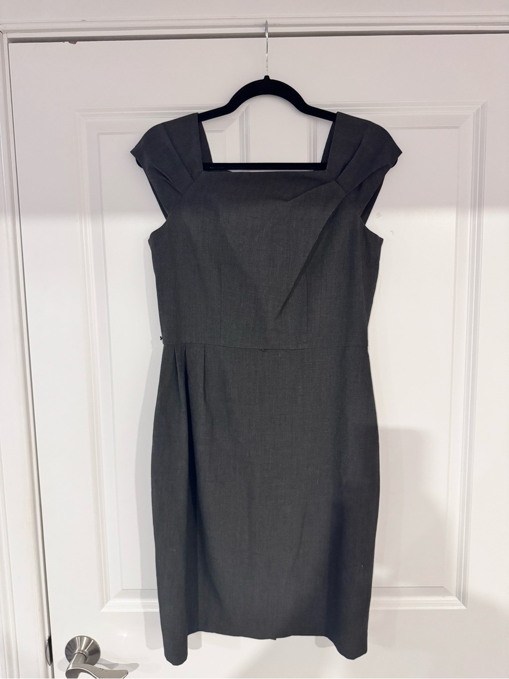 Classic Sleeveless Dress - Dark Gray